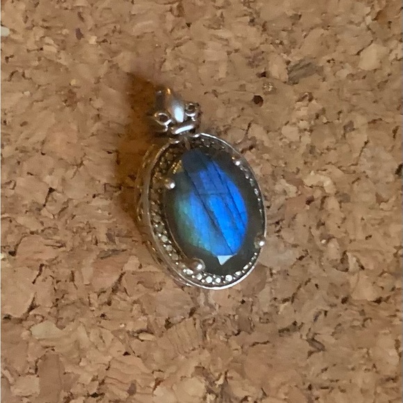 Labradorite Pendant SS - Picture 4 of 7